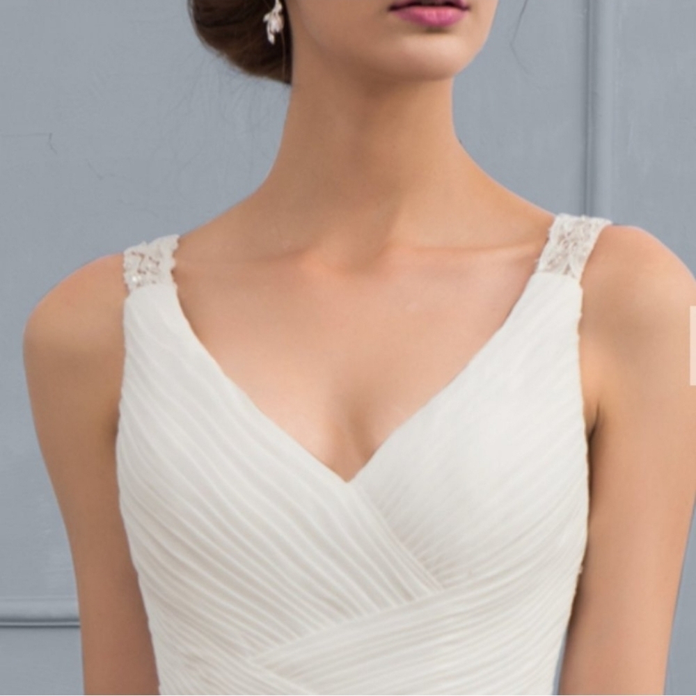 Elegant White Lace Trim Dress - Picture 8 of 12